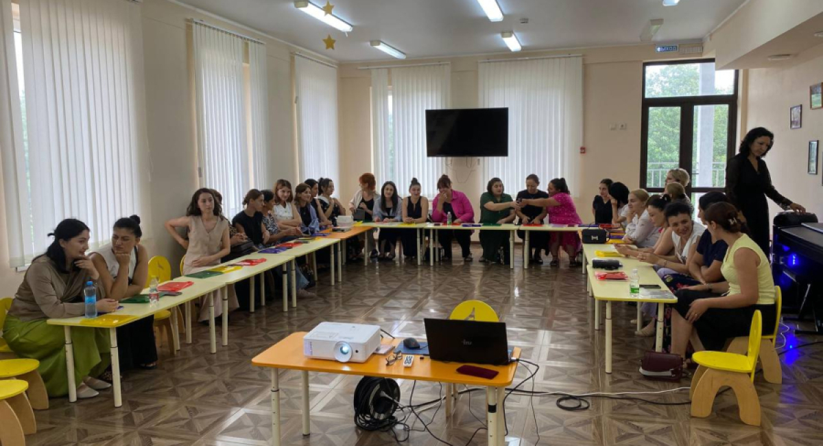Тренинги по инклюзивному образованию для педагогов стартовали в Очамчыре
