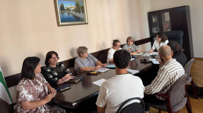 Аҵарадырра Аминистрраҿы ашколқәа рҿы аҵарадырратә программа аԥҵара иазку аусуратә гәыԥ актәи аилатәара мҩаԥысит.